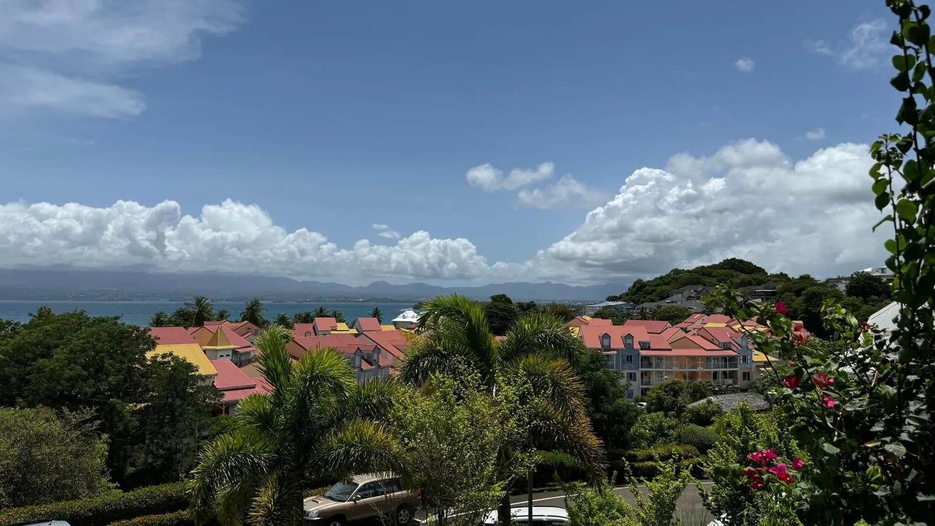 Charmant Studio Vue Mer Imprenable, Proche Plage Le Gosier  Guadeloupe