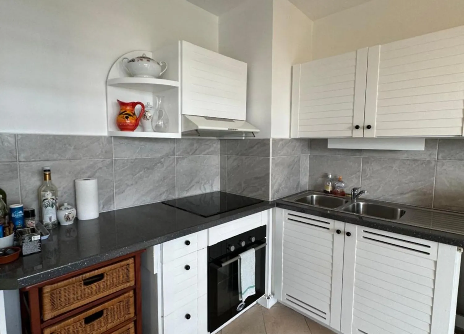 Apartment Charmant Studio Vue Mer Imprenable, Proche Plage Le Gosier  Guadeloupe