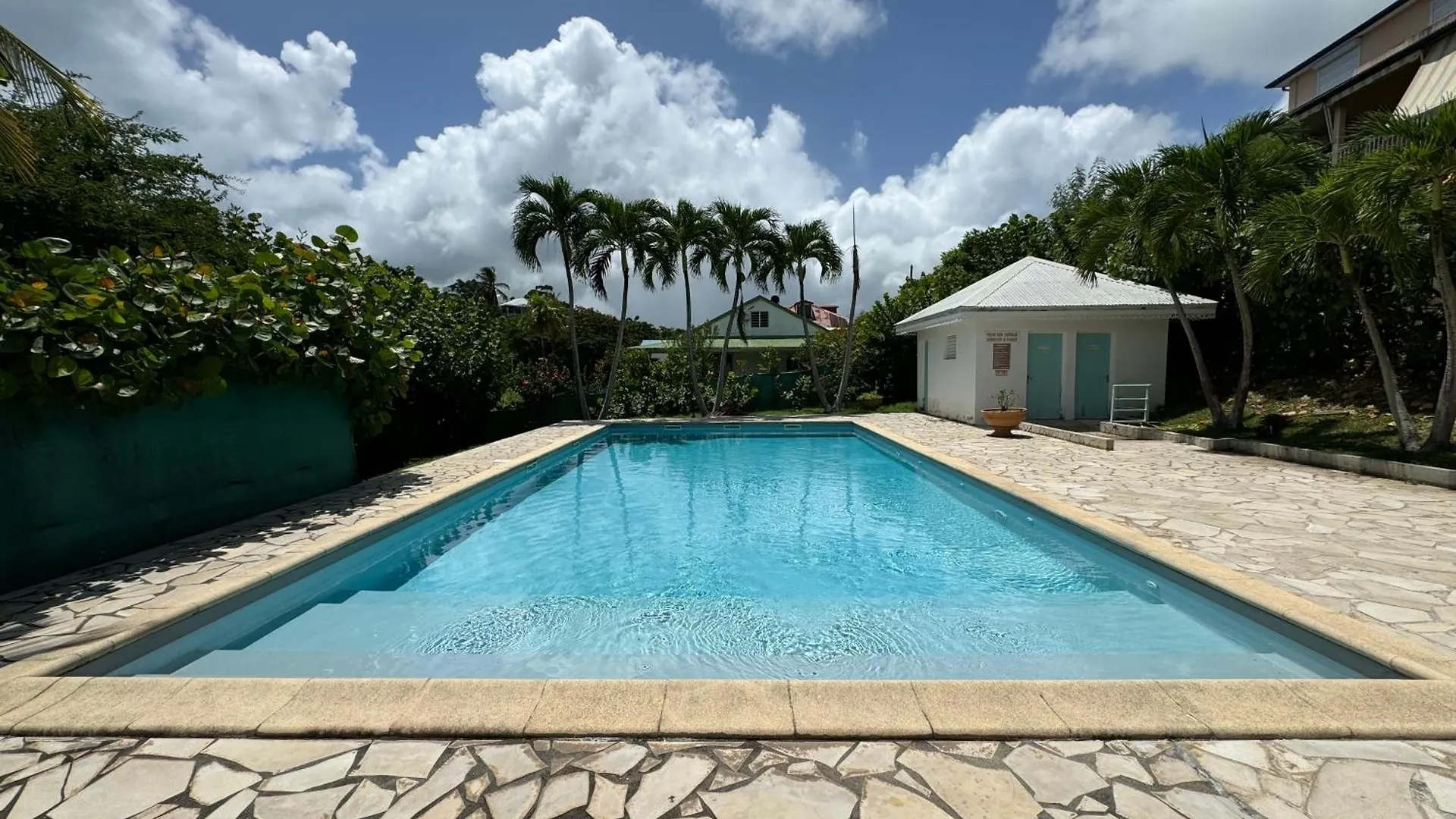 Apartment Charmant Studio Vue Mer Imprenable, Proche Plage Le Gosier