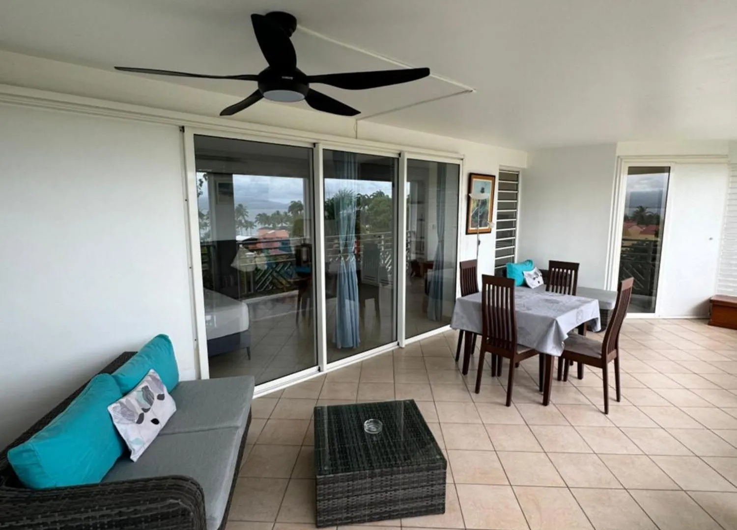 Appartement Charmant Studio Vue Mer Imprenable, Proche Plage Le Gosier